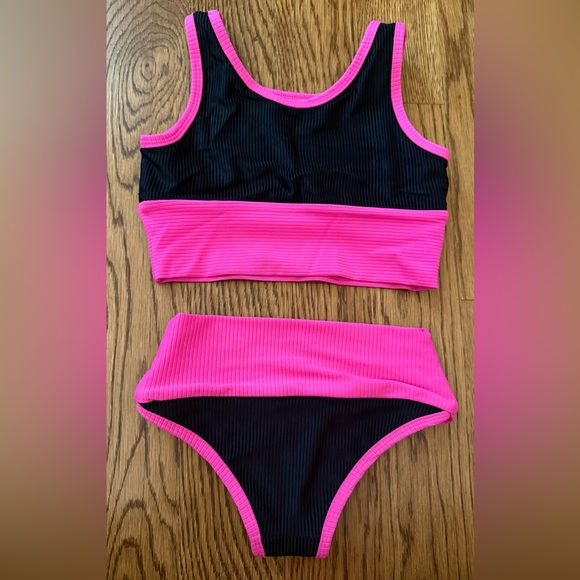 LainSnow Pink Ribbed Bikini - Picture 3 of 3